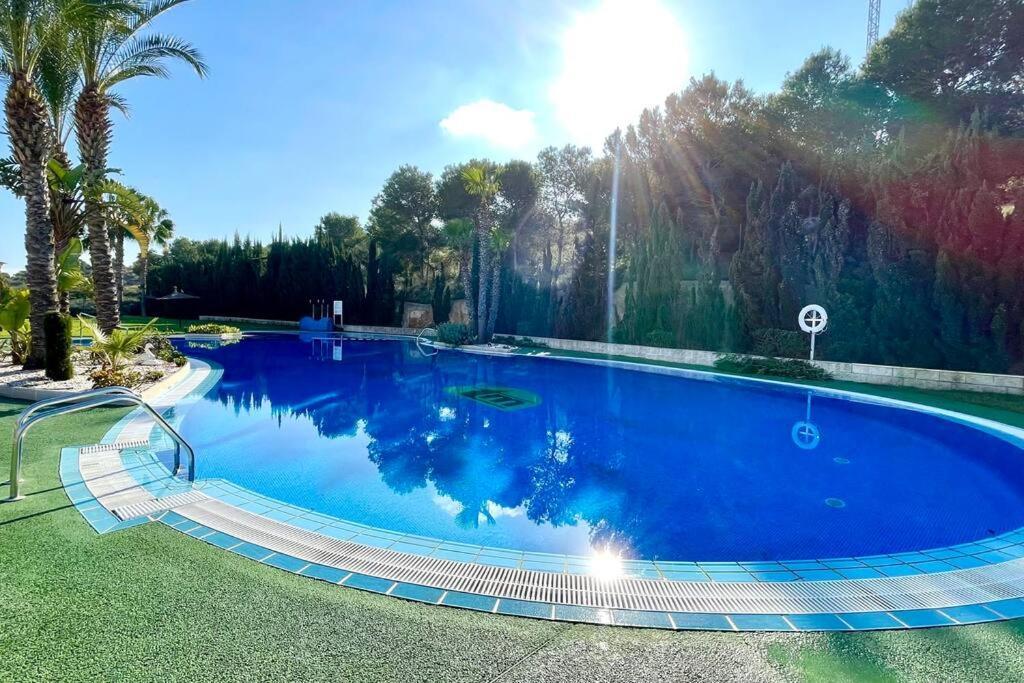 12-apartamento En La Playa Piscina * Alicante